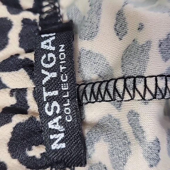 Nasty Gal Collection Leopard Print Flared Pants Made in UK Size 8 - Picture 9 of 12